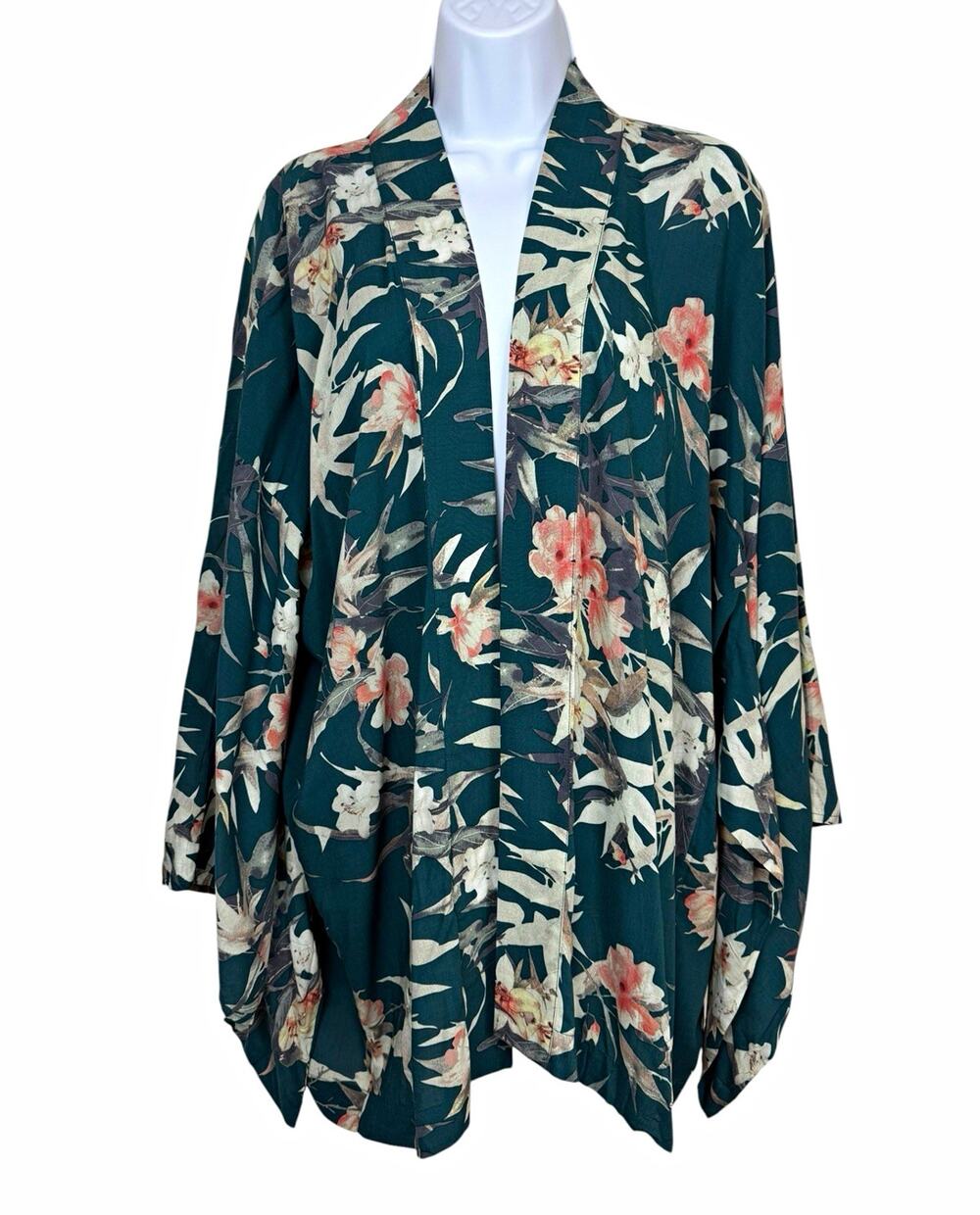 World Market Kimono Womens One Size Green Floral Rayon Open Front Collared 3/4